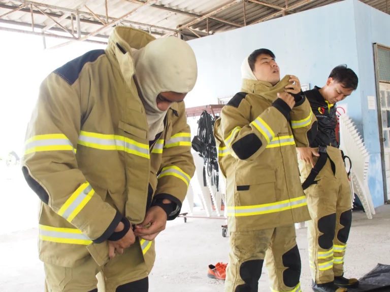 ภาพถ่ายจริงบรรยากาศการฝึกภาคปฏิบัติหลักสูตร ERT ทีมตอบโต้ภาวะฉุกเฉินขั้นสูง ณ ศูนย์ฝึก TFGC ประเทศไทย