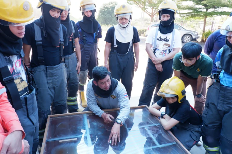 ความพร้อมของอุปกรณ์ป้องกันส่วนบุคคลและเครื่องช่วยหายใจ SCBA ในหลักสูตร TFGC